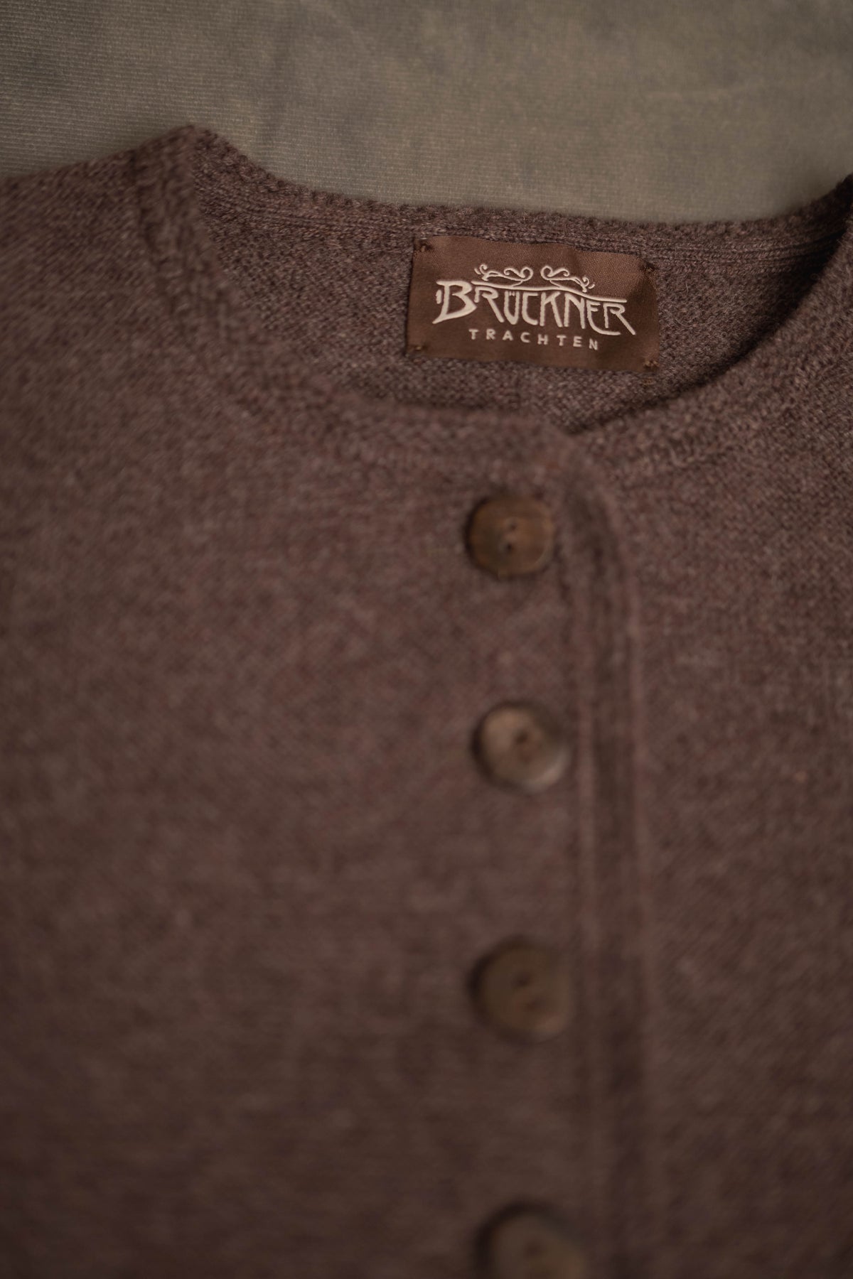 Strickjacke dunkelbraun-rinde