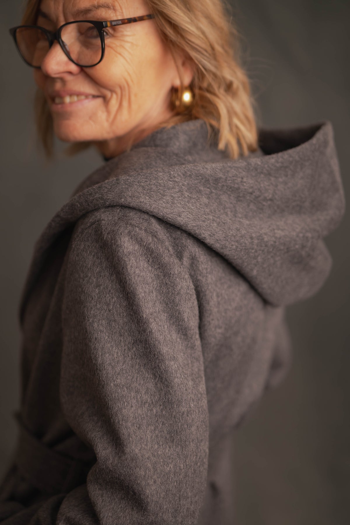 Mantel EMMI grau