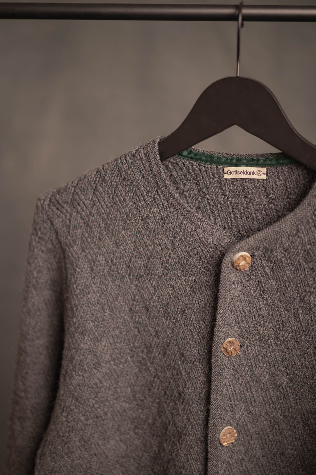 Strickjacke Eustachius asphaltgrau