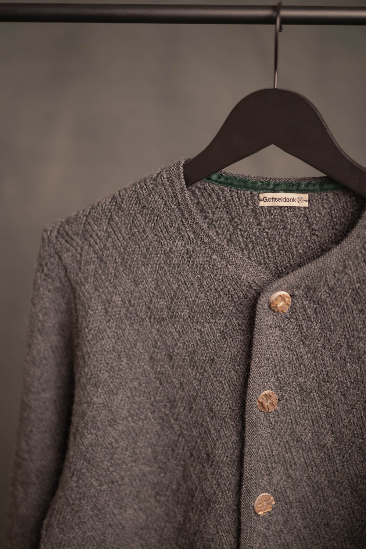 Strickjacke Eustachius asphaltgrau