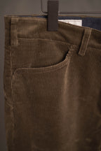 Cordhose Turin in olivgrün