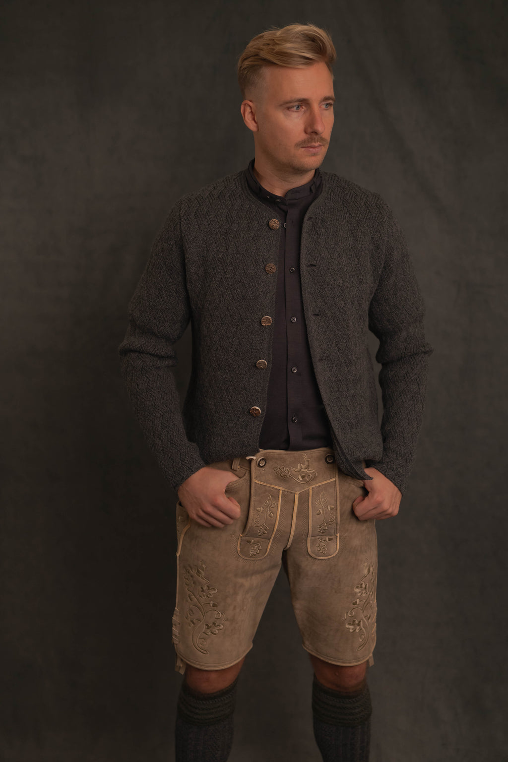 Strickjacke Eustachius asphaltgrau