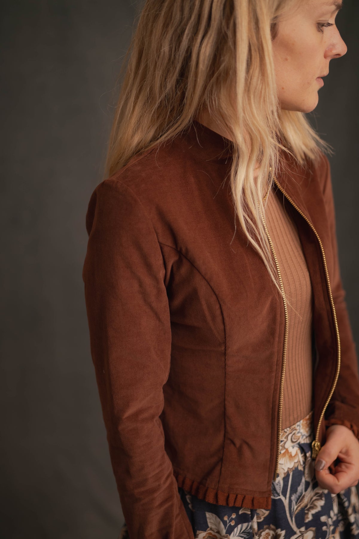 Jacke LENA in Cord kastanienbraun