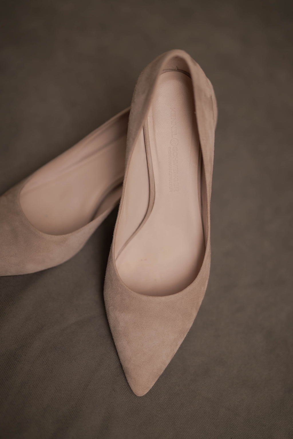 Veloursleder Pump in steel/hellgrau