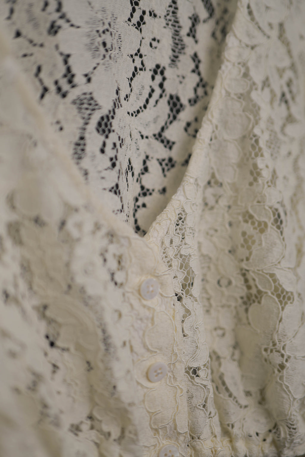 Dirndlbluse Spitze ivory