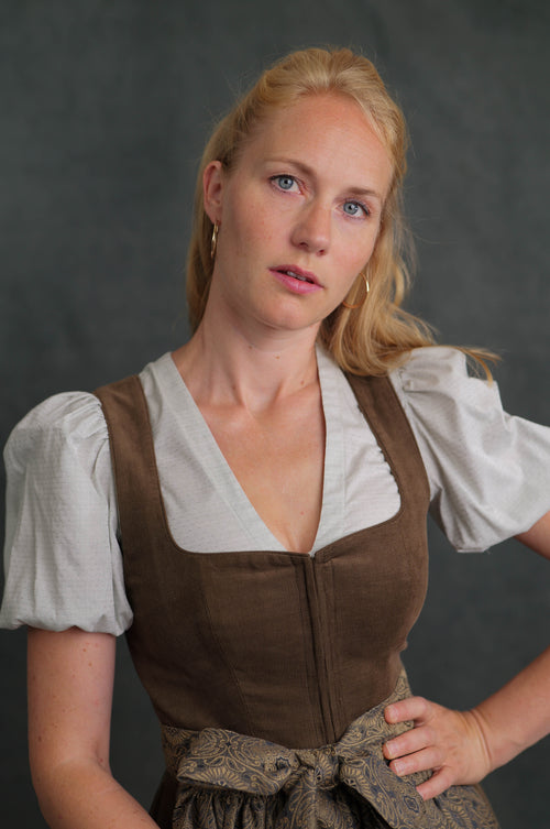 Dirndlbluse Tupfen salbei