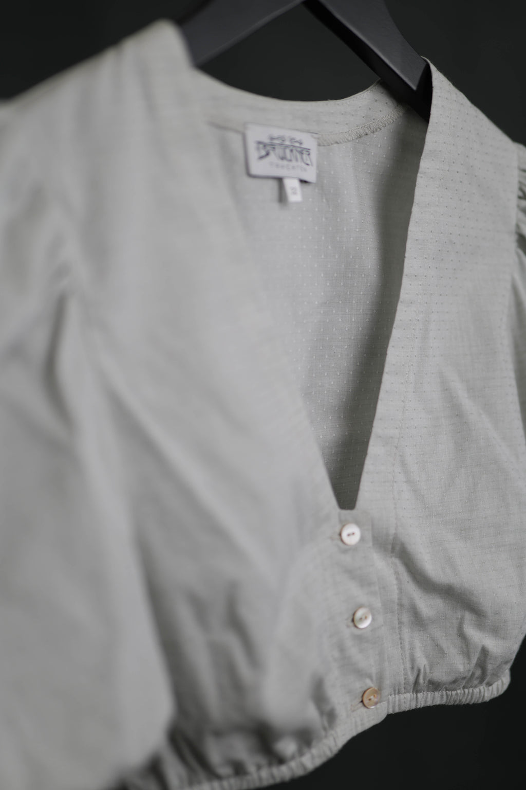 Dirndlbluse Tupfen salbei