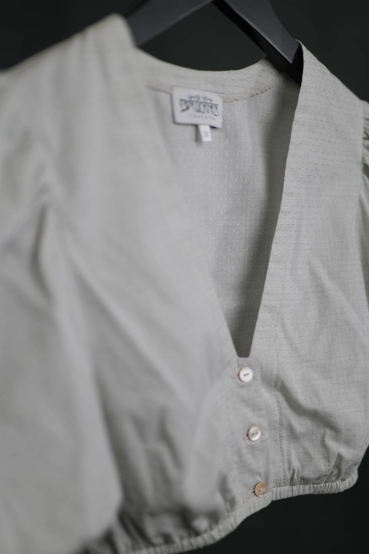 Dirndlbluse Tupfen salbei