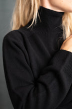 Strickpullover mit Rollkragen