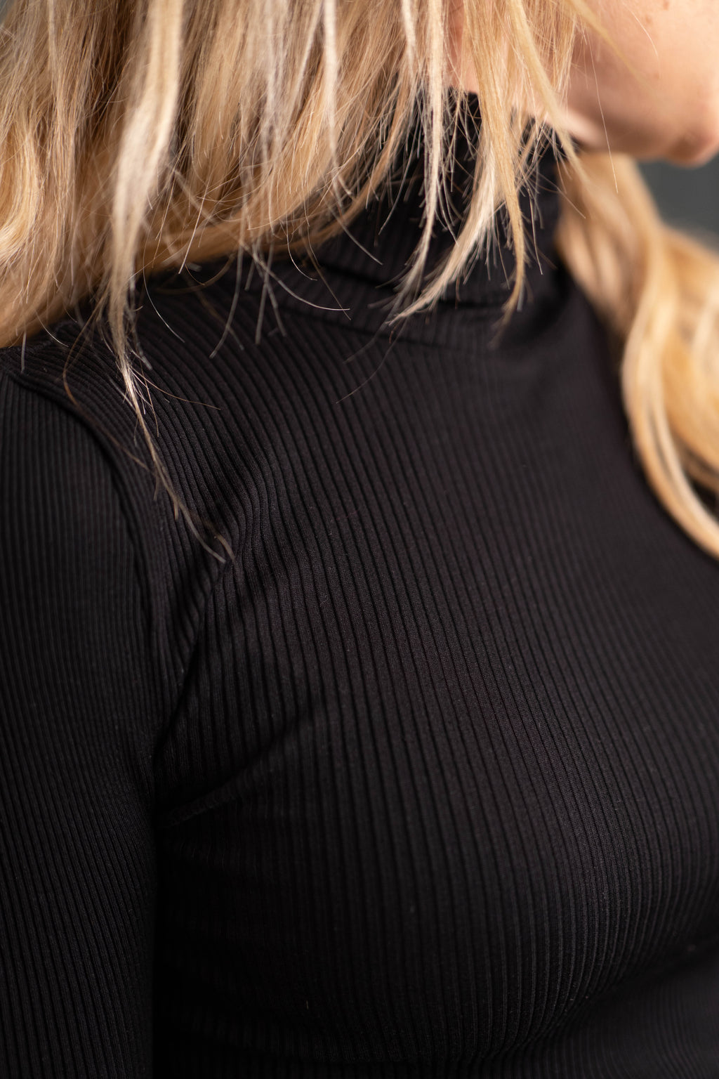 Rollkragenshirt schwarz