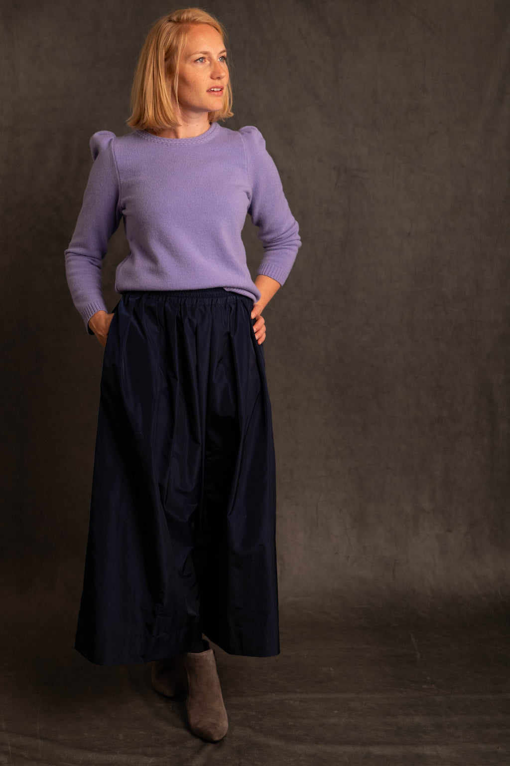 Taftrock mit Falten